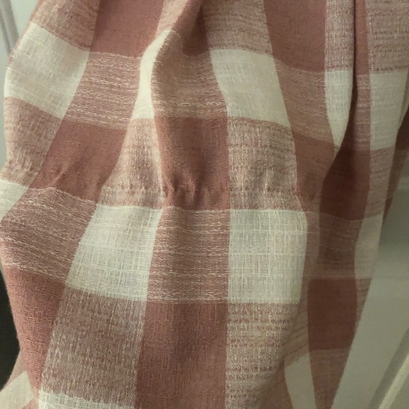 Gal Meets Glam Polly - Picture 5 of 8